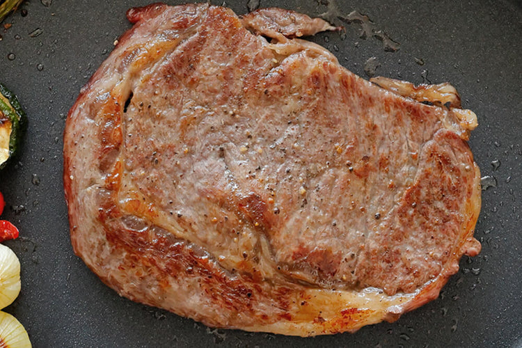 商品番号：796｜【ステーキ用】鹿児島県・さかうえの「グラスフェッド和牛　リブロース肉」スライス（300g）の商品画像5